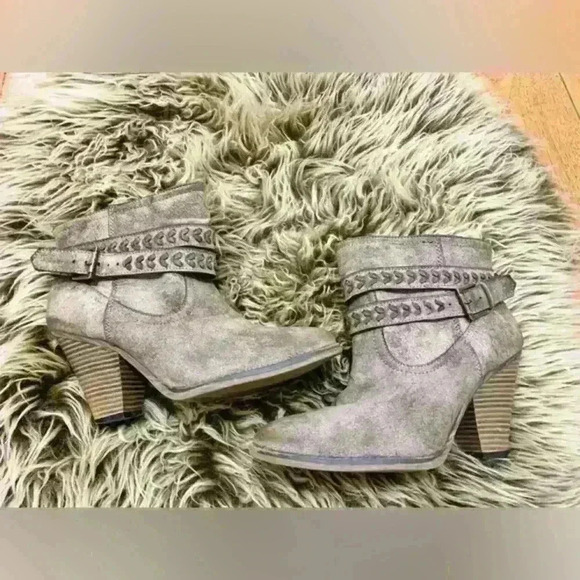 Mia‎ Ankle Booties Size 7.5 - Picture 5 of 9